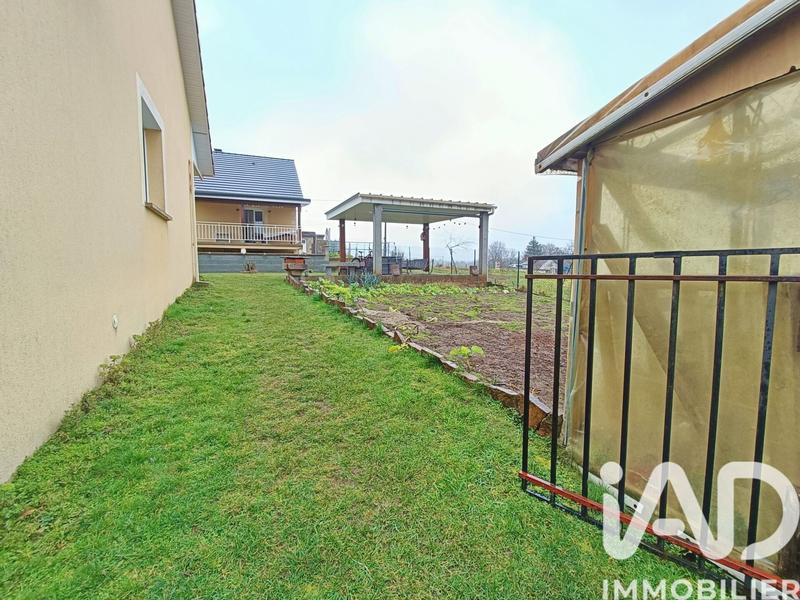 Maison - 104 m² - 4 pièces