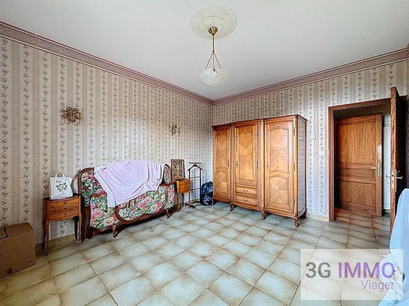 Viager - Villa - 210 m² - 6 pièces