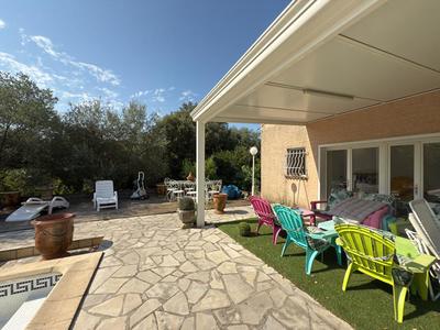 Villa - 120 m² - 6 pièces