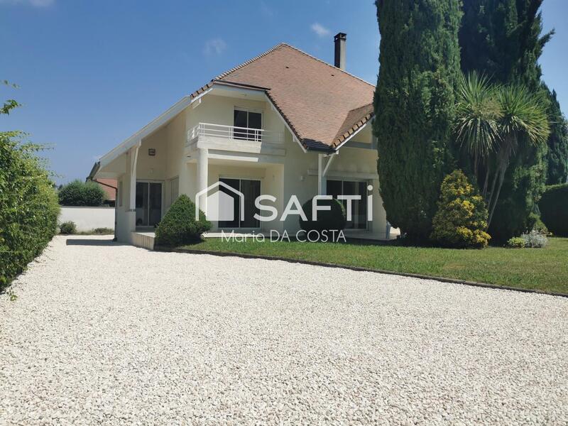 Maison - 163 m² - 5 pièces