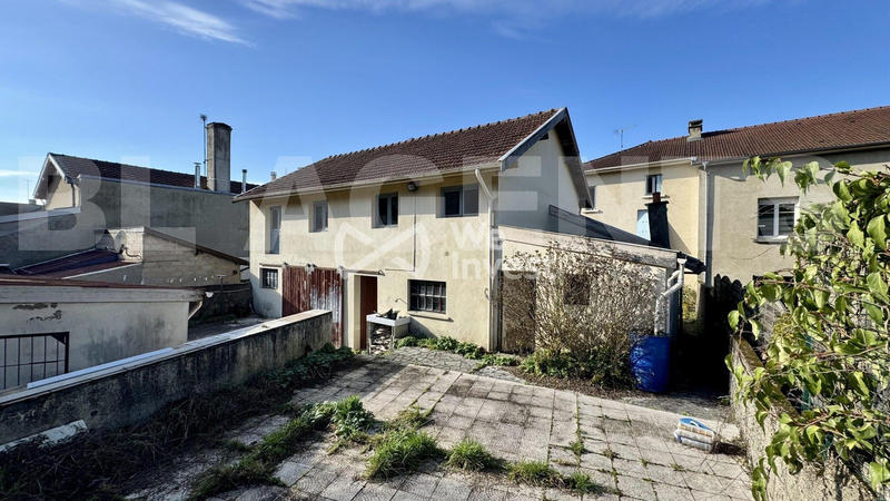 Maison - 120 m² - 7 pièces