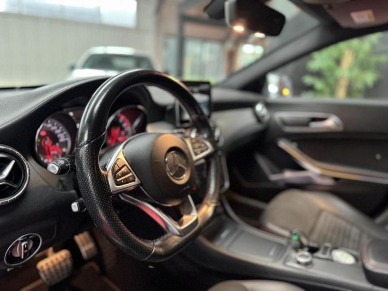 Mercedes Cla Shooting Brake 200 CDi bva 136 Ch Fascination Pack Amg - Garantie 6 Mois