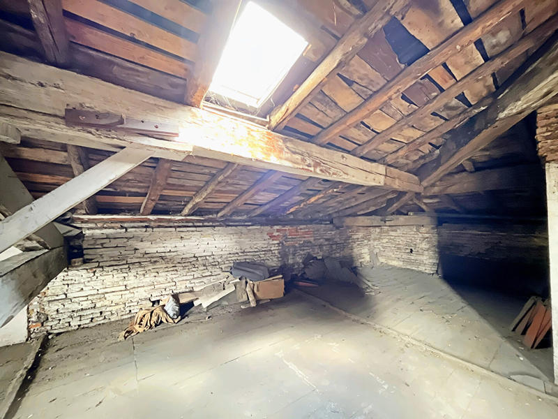 Appartement - 104 m² - 3 pièces