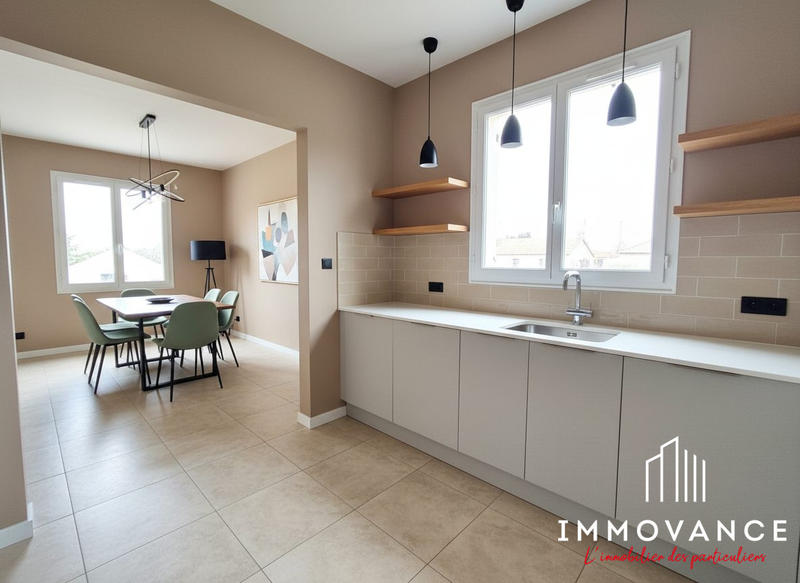 Maison - 85 m² - 4 pièces