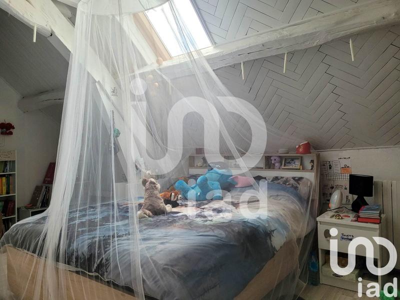 Maison - 212 m² - 8 pièces