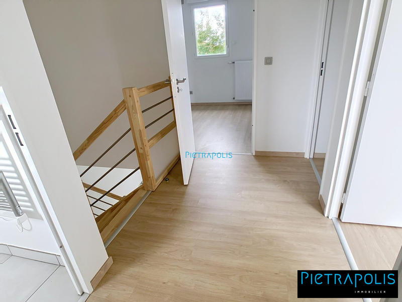 Duplex - 90 m² - 5 pièces