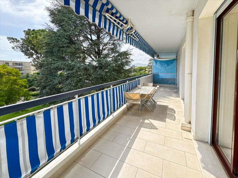 Appartement - 89 m² - 4 pièces