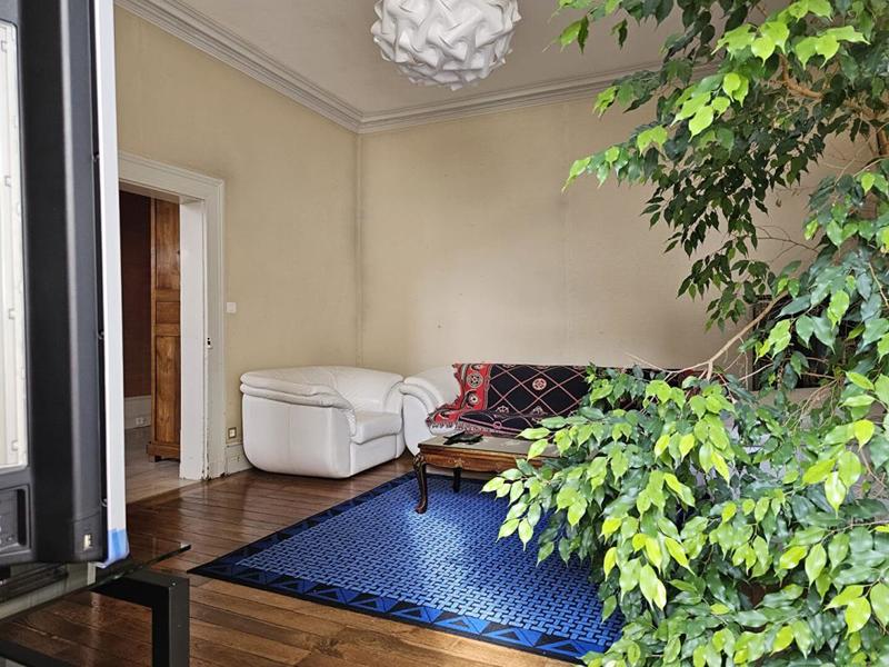 Propriété - 265 m² - 12 pièces