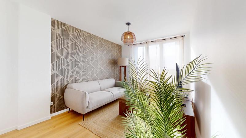 Appartement - 81 m² - 5 pièces