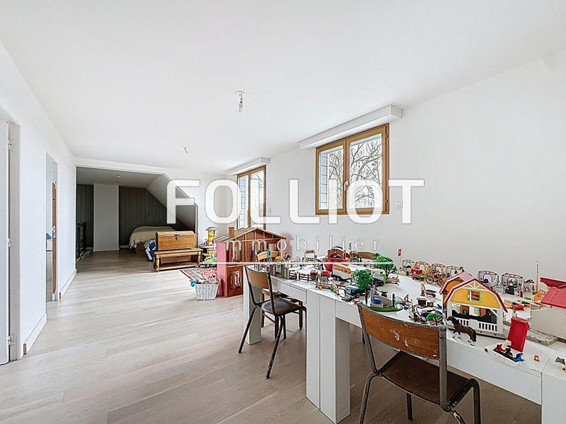 Maison - 165 m² - 7 pièces