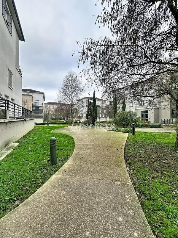 Appartement - 92 m² - 3 pièces