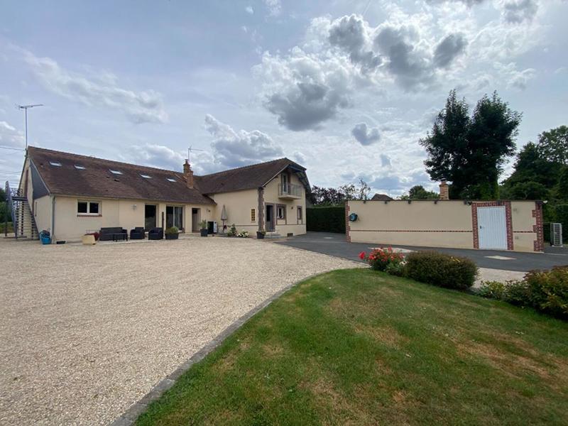 Maison - 273 m² - 5 pièces