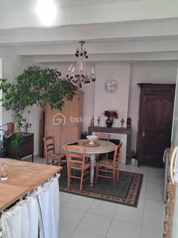 Demeure - 154 m² - 6 pièces