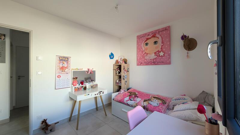 Villa - 95 m² - 5 pièces