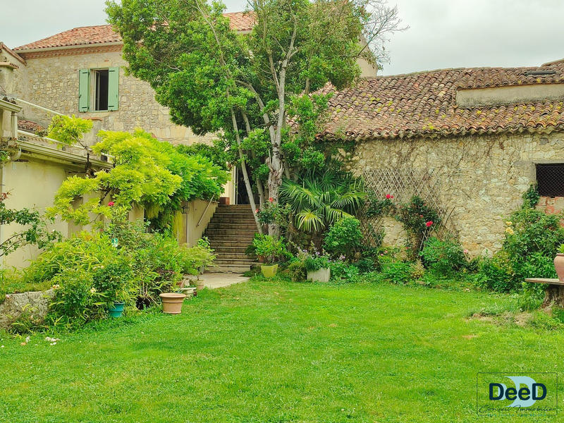 Maison ancienne - 220 m² - 8 pièces