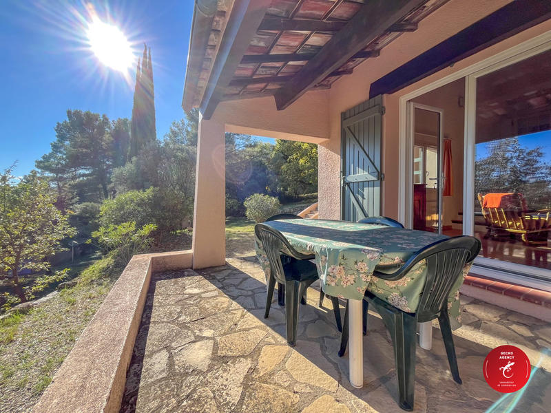 Villa - 96 m² - 5 pièces