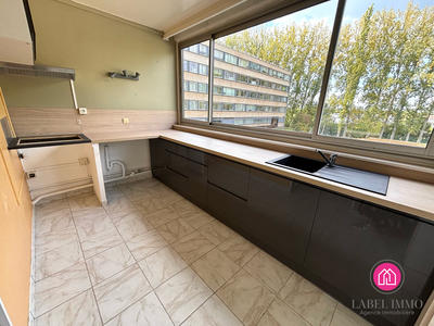 Appartement - 75 m² - 3 pièces