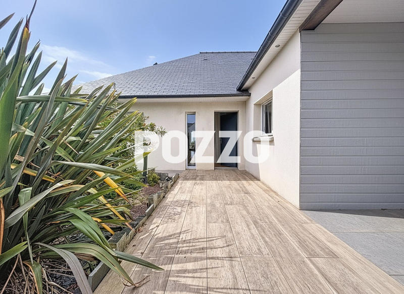 Maison - 217 m² - 6 pièces