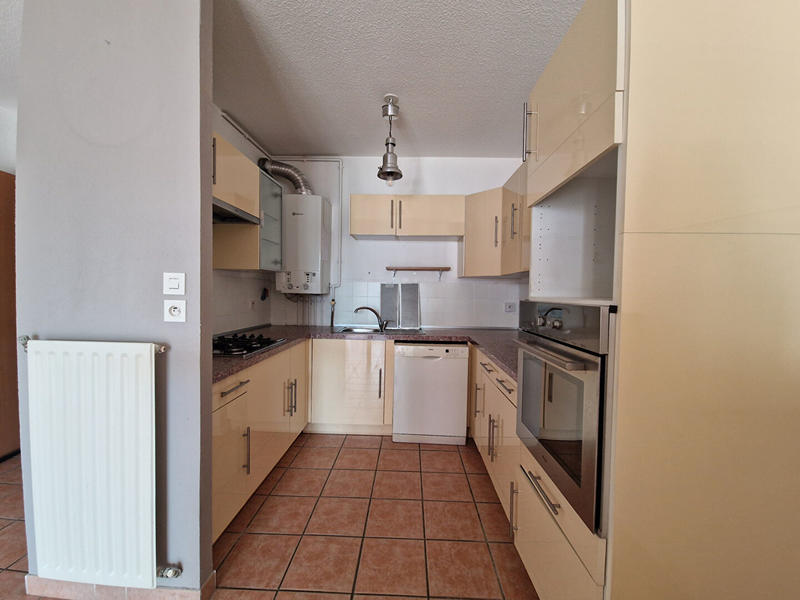 Appartement - 85 m² - 3 pièces