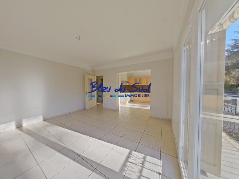 Maison - 99 m² - 4 pièces