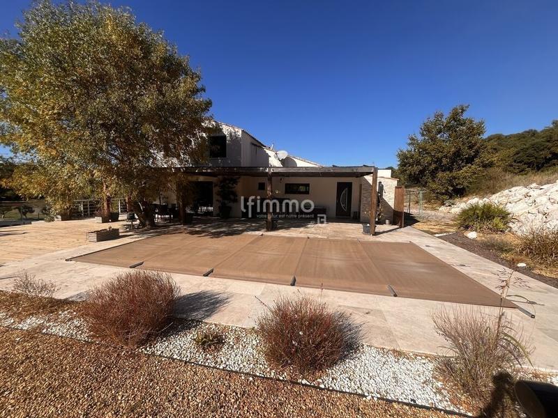 Mas - 160 m² - 5 pièces