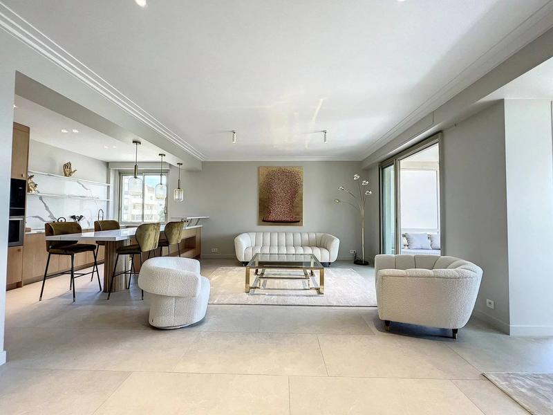 Appartement - 97 m² - 3 pièces