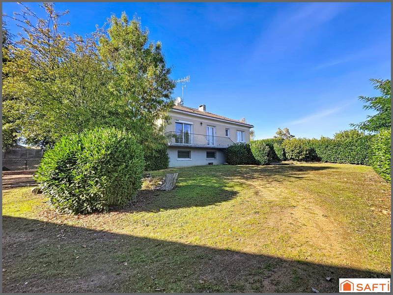 Maison - 94 m² - 5 pièces