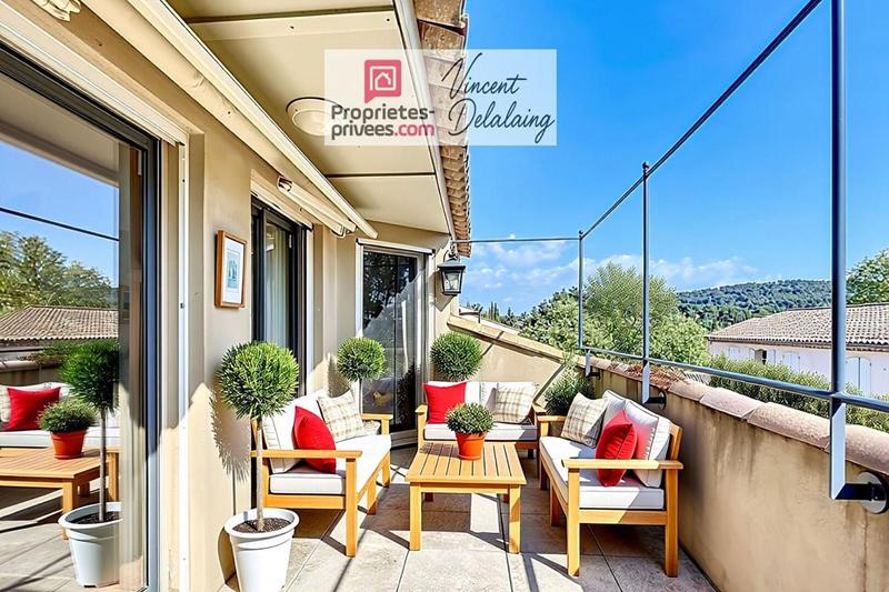 Appartement - 75 m² - 3 pièces