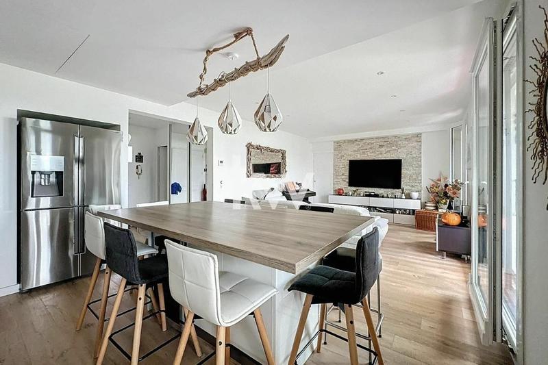 Appartement - 92 m² - 4 pièces