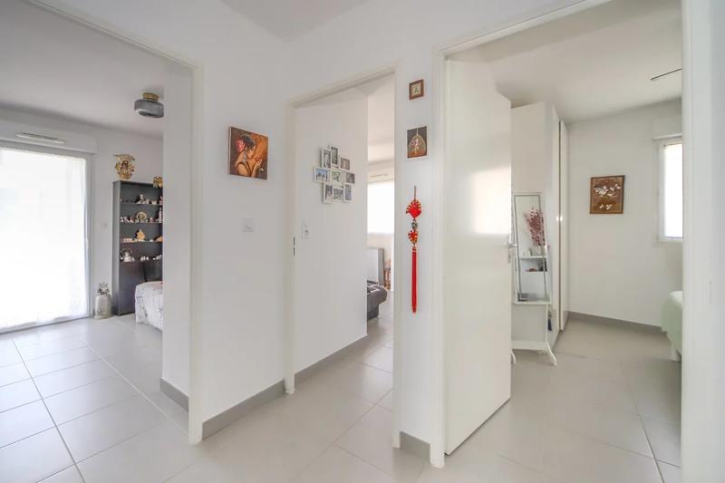 Appartement - 80 m² - 4 pièces