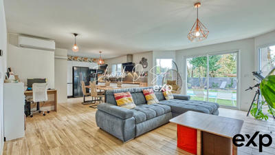 Maison - 113 m² - 6 pièces