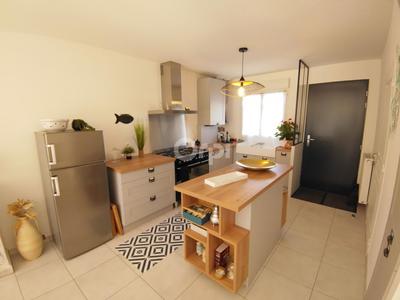 Maison - 99 m² - 4 pièces