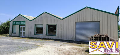 Local commercial - 200 m² - 5 pièces