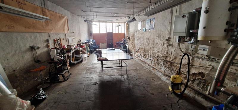 Maison de ville - 211 m² - 9 pièces