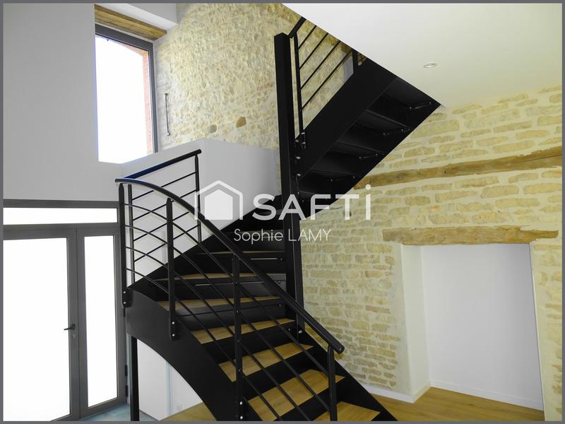 Maison - 180 m² - 5 pièces