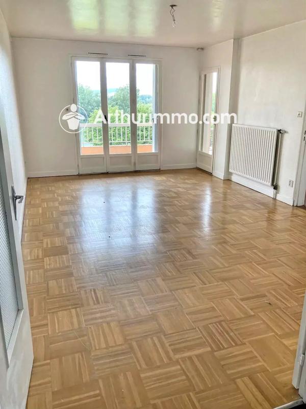 Appartement - 93 m² - 4 pièces