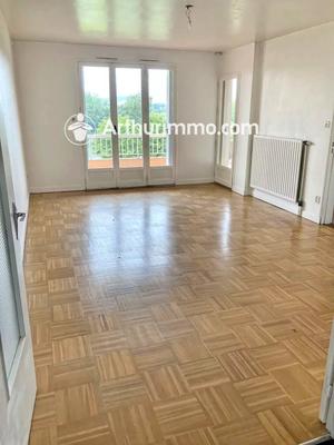 Appartement - 93 m² - 4 pièces