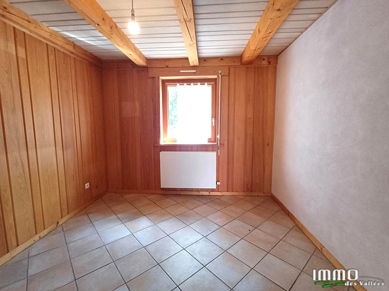 Maison - 104 m² - 6 pièces