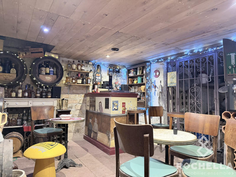 Maison ancienne - 195 m² - 5 pièces