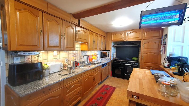 Corps de ferme - 273 m² - 10 pièces