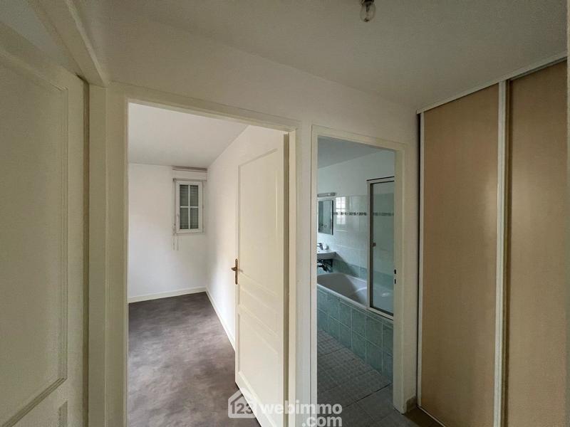 Appartement - 81 m² - 4 pièces