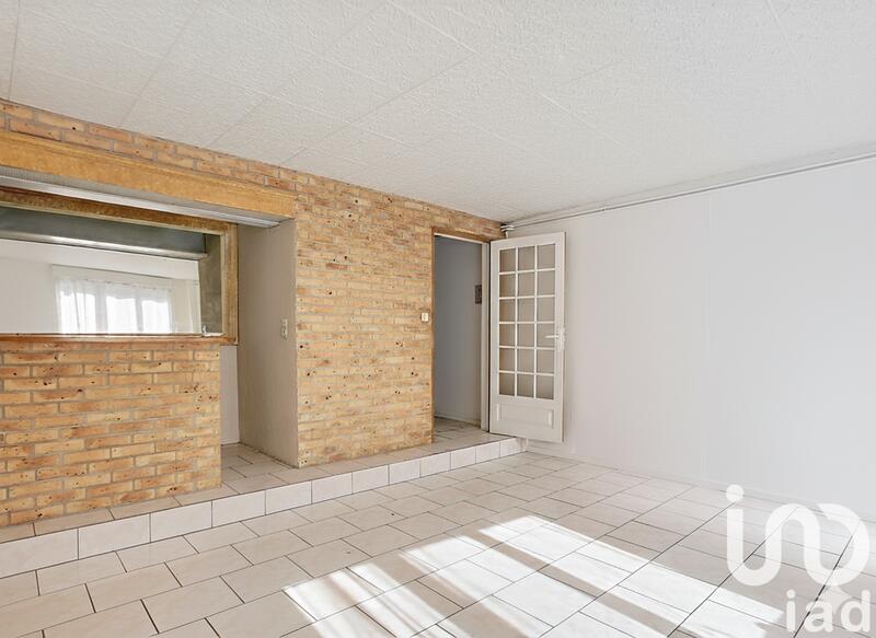 Maison - 220 m² - 10 pièces