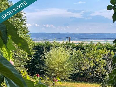 Villa - 220 m² - 8 pièces