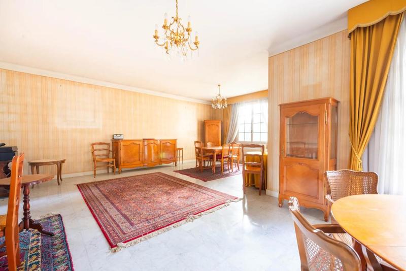 Maison - 160 m² - 5 pièces