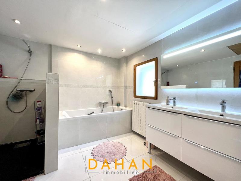 Villa - 125 m² - 5 pièces