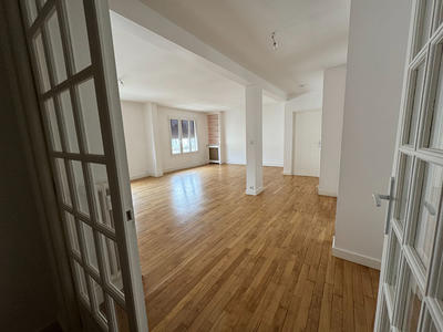 Appartement - 106 m² - 5 pièces