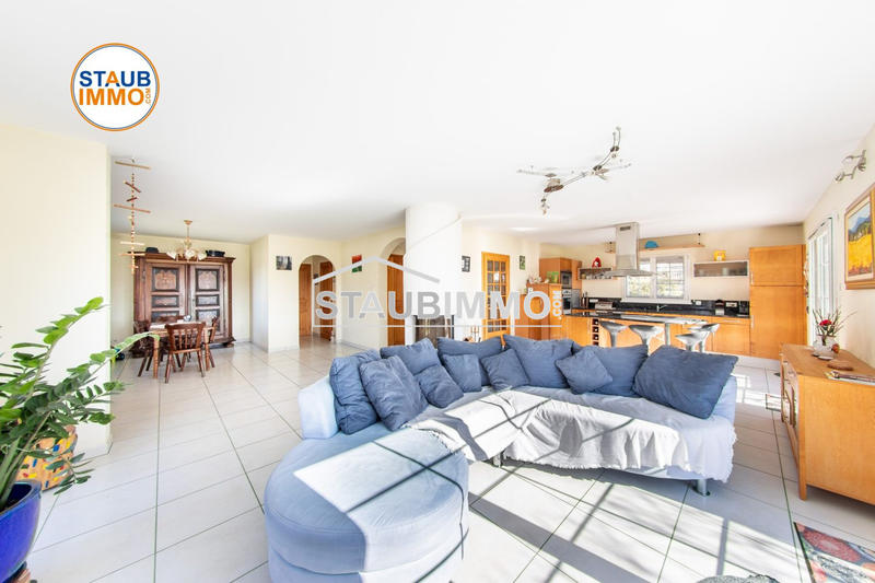 Maison - 145 m² - 6 pièces