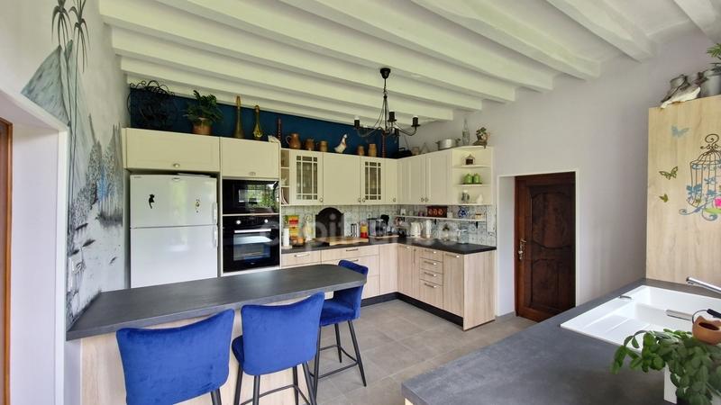 Demeure - 285 m² - 8 pièces