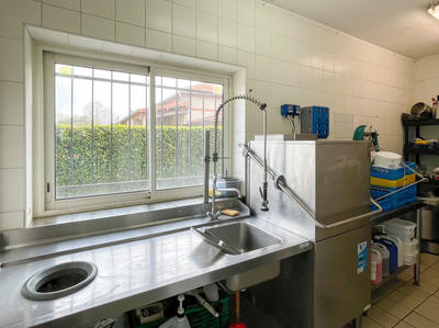 Fonds de commerce - Magasins - 160 m²