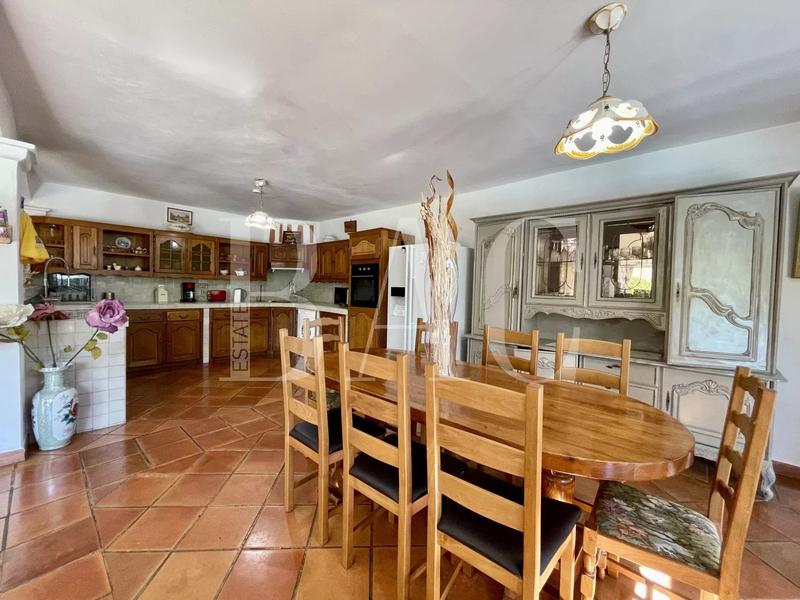 Villa - 134 m² - 5 pièces